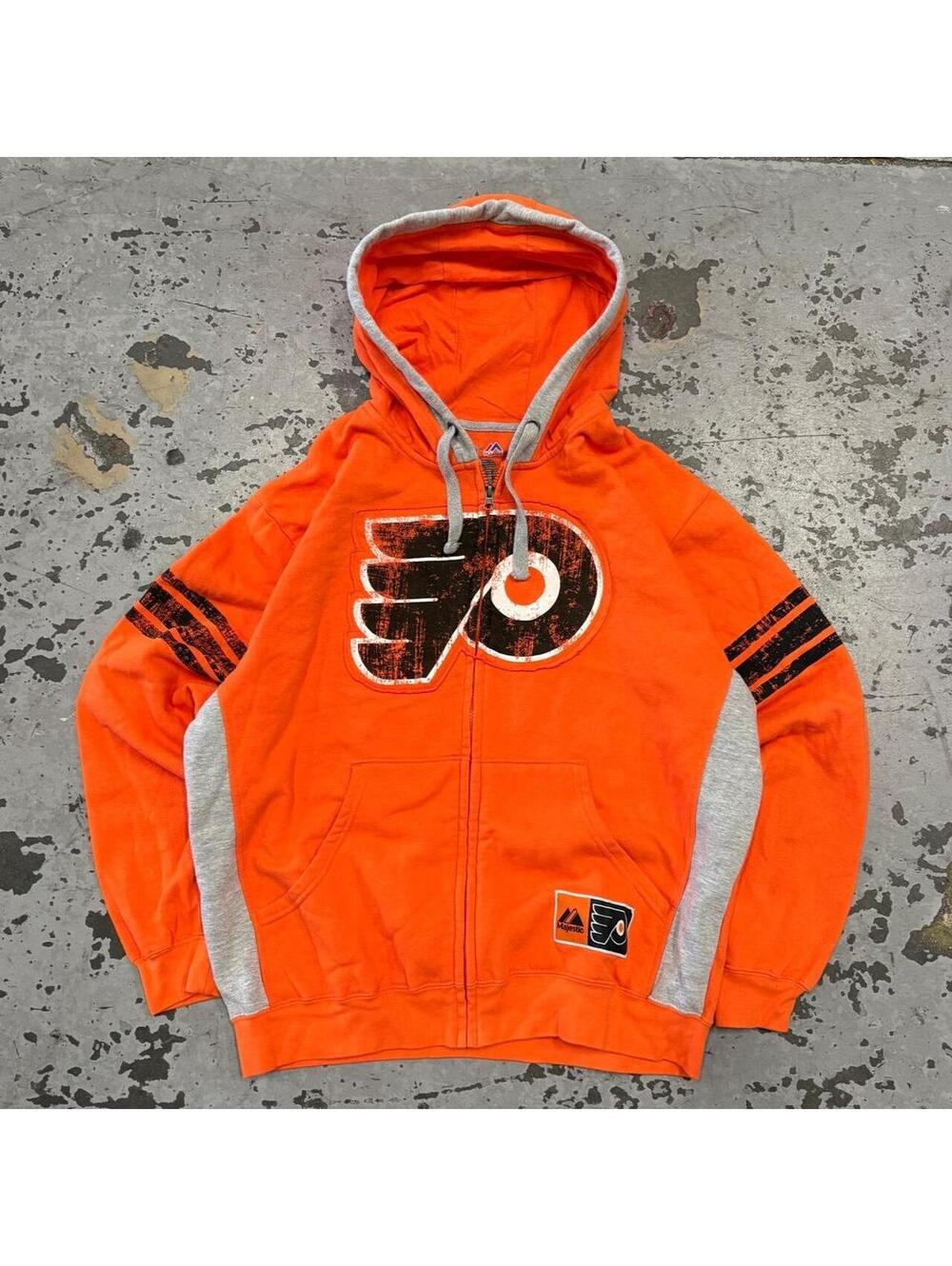 Beautiful embroidered Y2K Philadelphia flyers zip up hoodie.